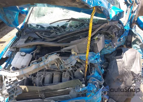 2012 Ford Focus Se z USA, uszkodzony, nr VIN 1FAHP3K20CL449573